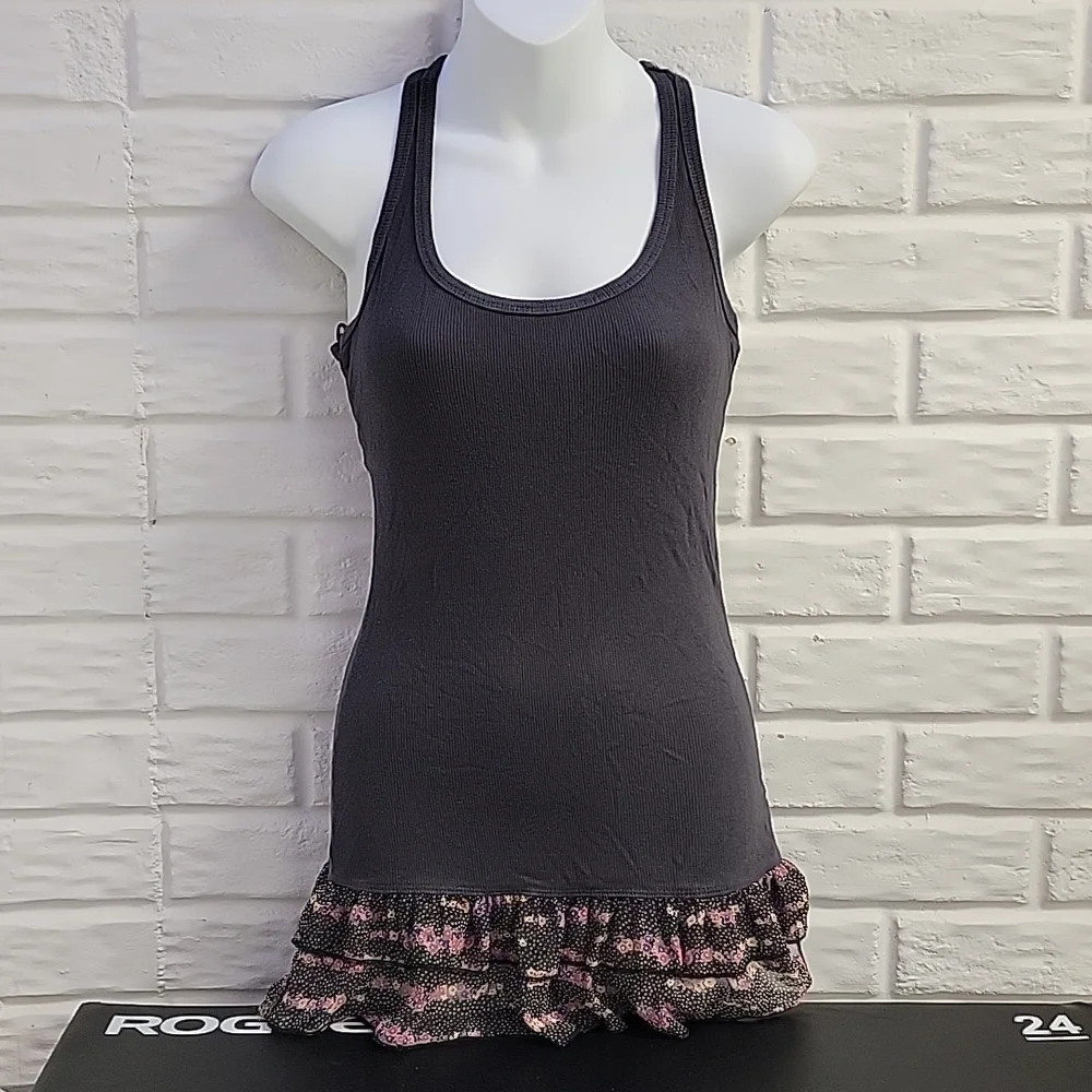 🍍Max Rave Ribbed Tank - Picture 9 of 11